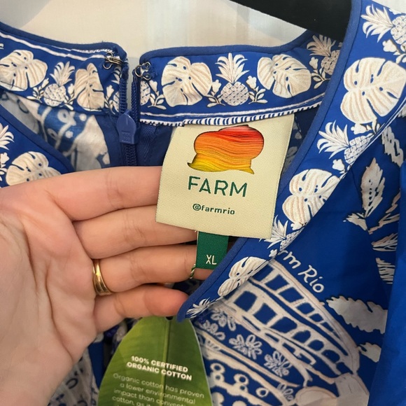 FARM RIO • NWT blue lace banana romper size XL
NO BELT(SORRY) - Picture 8 of 9